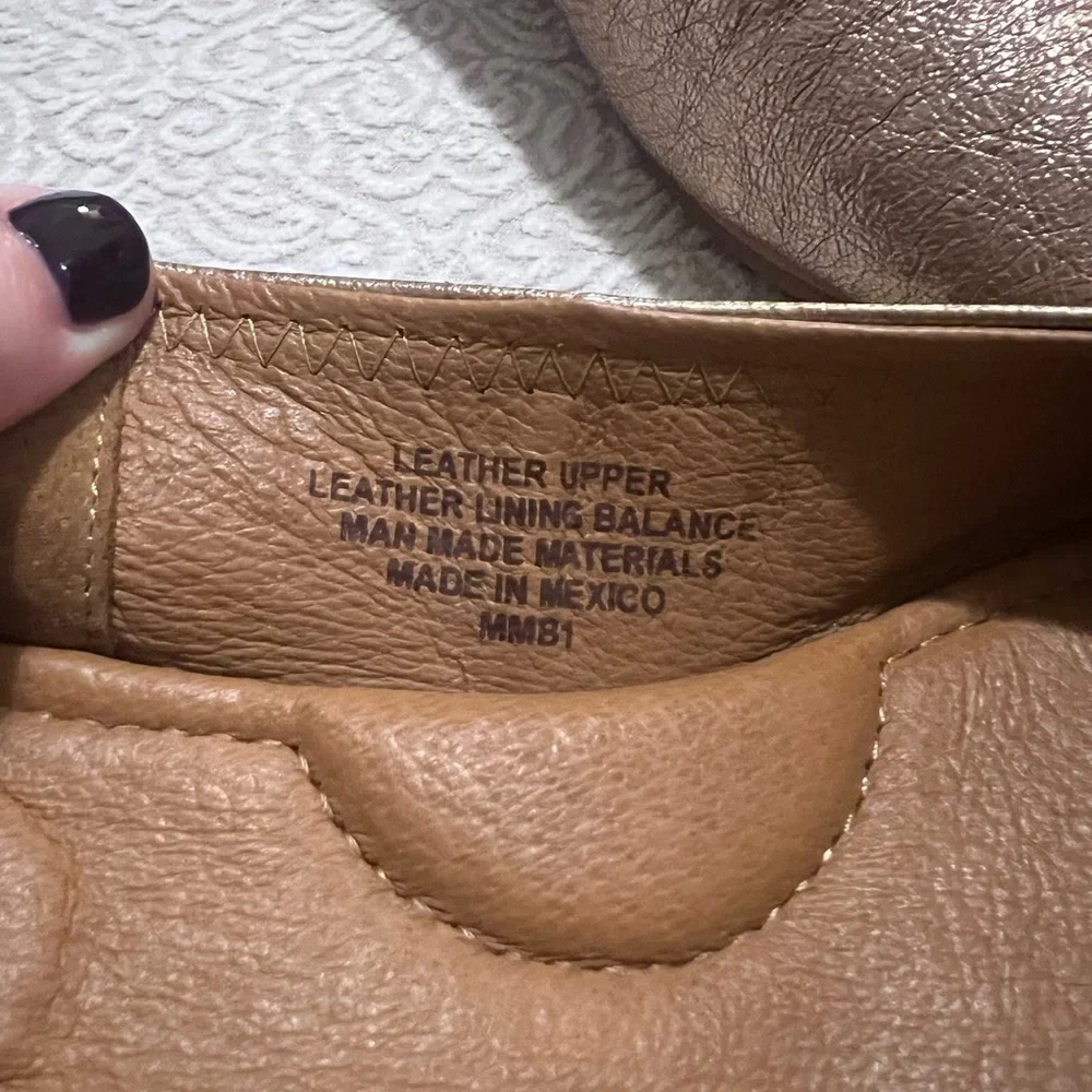 Sofft Shoes Leather Size 7 Kenni Soft Gold Scrunch Back Ballet Flats - Picture 6 of 11